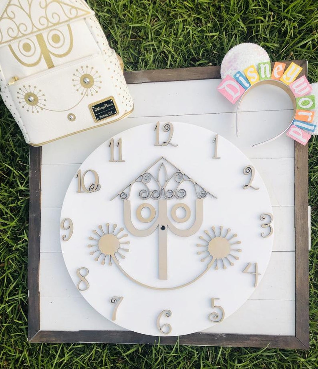 ゴールドのイッツ・ア・スモールワールド時計 | エレガントな壁飾り | ファンタジー時計 | ディズニーファンへのギフト - Etsy 日本