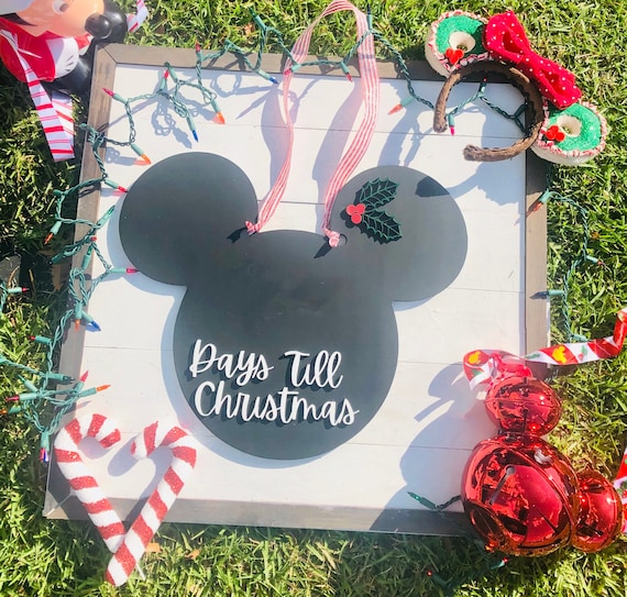 Mickey Countdown Till Christmas Chalkboard Decoration || Christmas Countdown || Christmas Disney Decoration