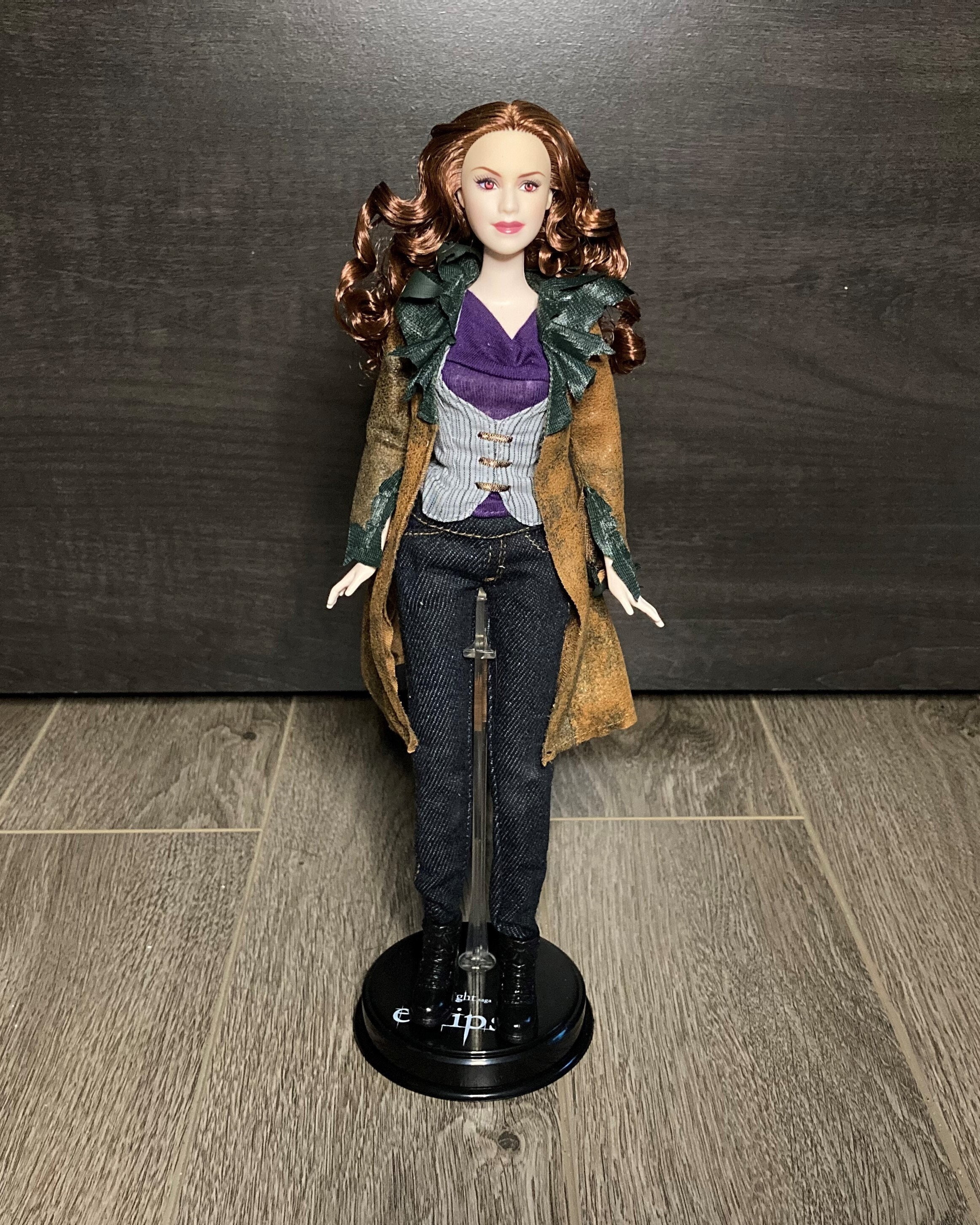 Barbie Collector Twilight Saga Eclipse Victoria Doll