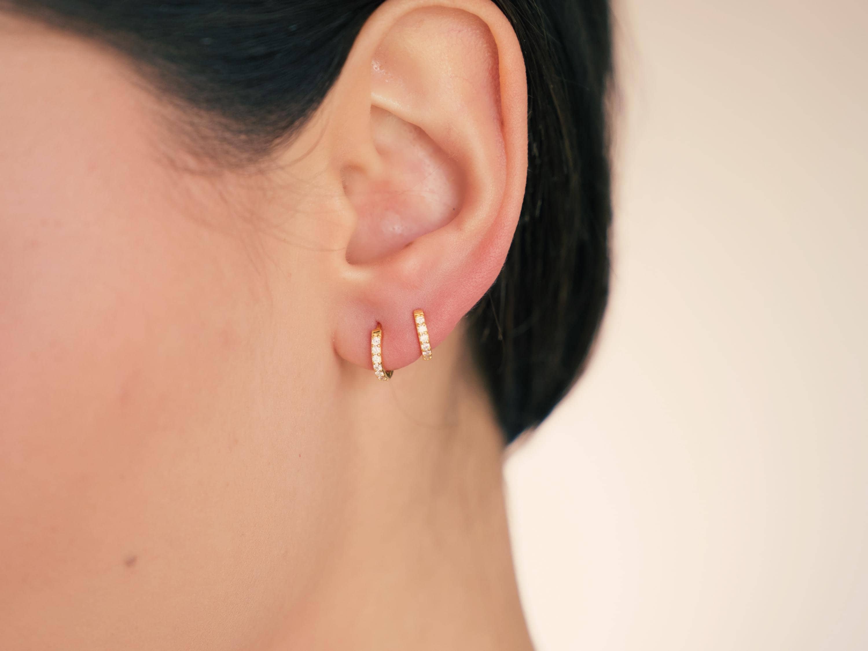 Créoles en argent sterling et cristal - Disponibles en or et en argent