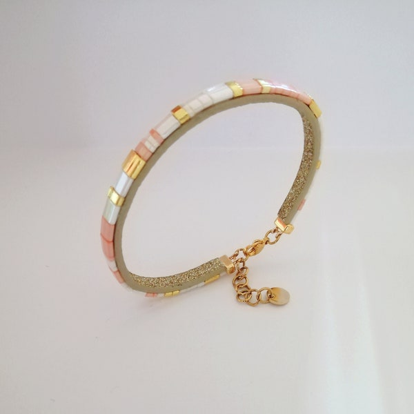 Bracelet perles brillantes roses, blanc et or, bracelet perles plates et carrées en verre, bracelet perles japonaises, bracelet doré et rose