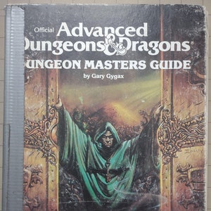 AD&D First Edition Dungeon Master&#39;s Guide Gary Gygax TSR2011 Wizard Cover Vintage TSR Hardcover Core Rulebook, Fair/Fair Condition