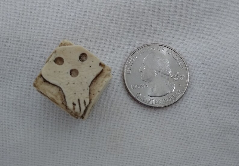 Created /& Produced by MacGregor Historic Games Bone Nightmare Six-Sided Die Resin Six Sided Die