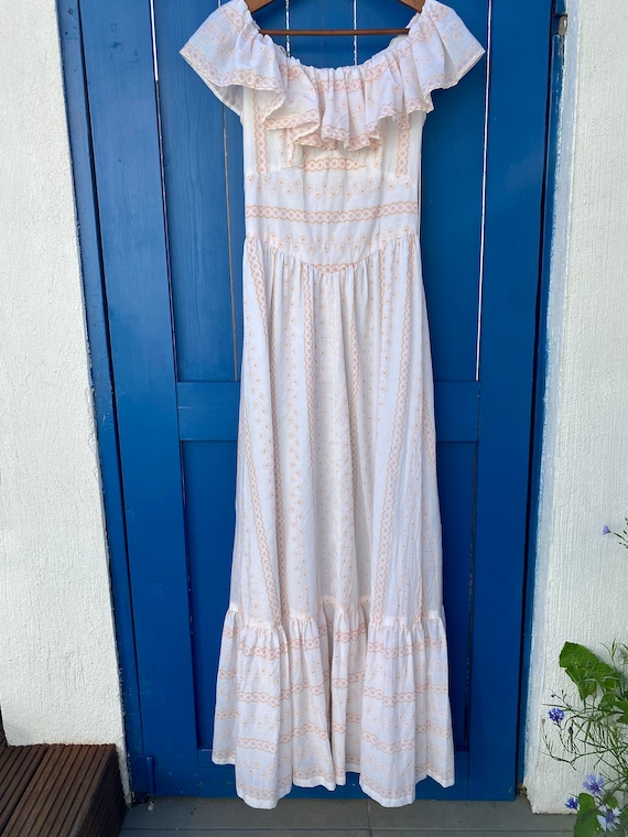 Vintage 1970 prairie ruffle dress - vintage cotton