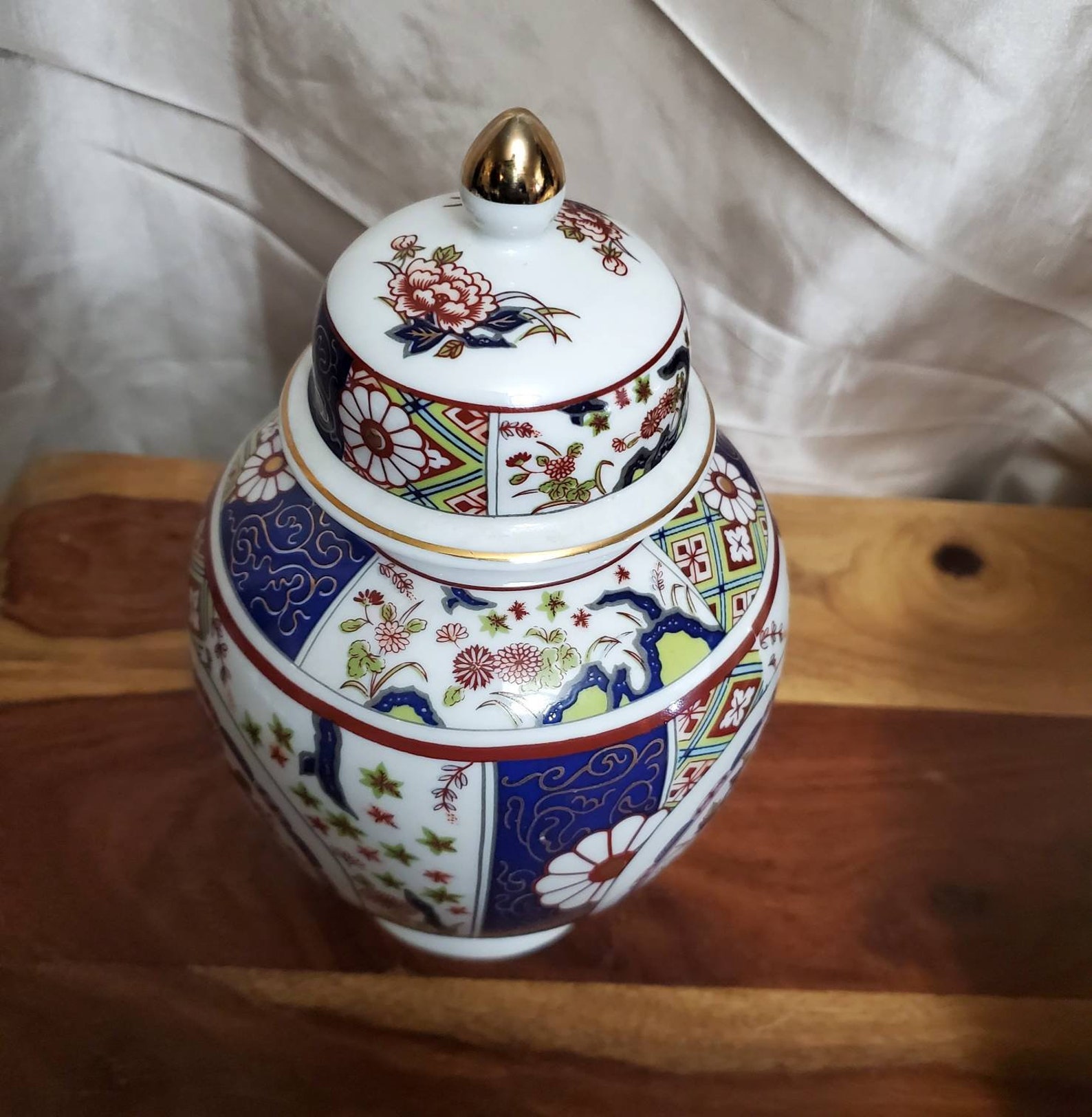 Imari Empress Blue and Red Flowers Gold Inlay Japanese Ginger Etsy