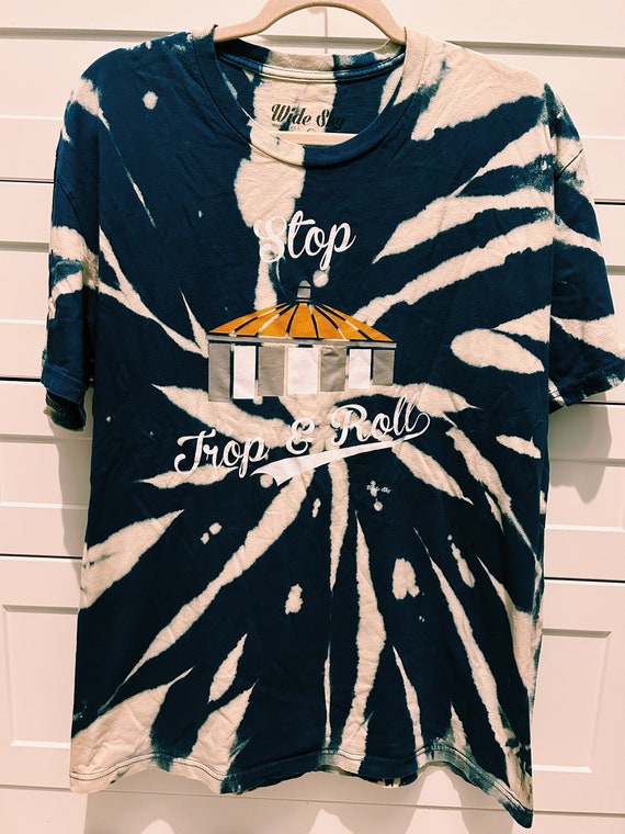 tie dye tampa bay lightning shirt