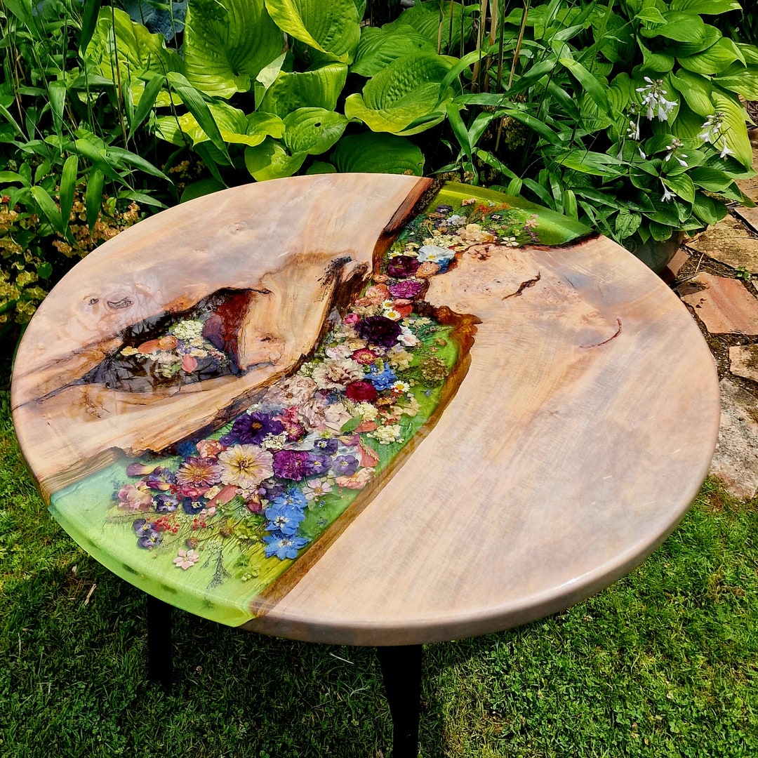 Provocation Table Color:green Round Dining Table, LED, Real Flower Design, Epoxy Resin Table, Artwork ...