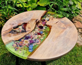 Mesa de jantar redonda, LED, desenho de flor real, mesa de resina epóxi, obra de arte, mesa de rio, cor verde