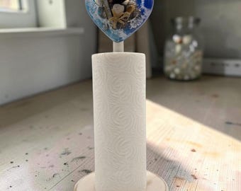 Nautical kitchen roll holder – handmade unique piece with a seaside heart, North Sea, Baltic Sea, Resinart kitchen roll holder