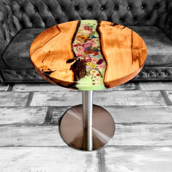 Resin bistro table deals