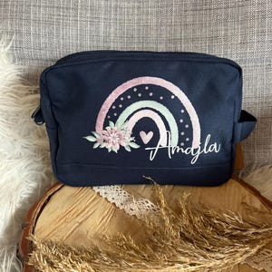 Kulturbeutel personalisiert Kinder Regenbogen Rainbow Geschenk Weihnachten Geburtstag Accessoires mit Namen, Kosmetiktasche Wäschebeutel1040