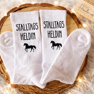 Calzini da eroina per la giornata in stalla | Calzini da equitazione con motivo a cavallo | Regalo per cavalieri | Amore per i cavalli | Calzini bianchi per donne e uomini