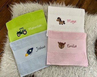 Asciugamano per bambini personalizzato con nome e motivo cavallo, cervo, razzo, trattore, asciugamano, telo doccia, telo bagno regalo Natale nascita