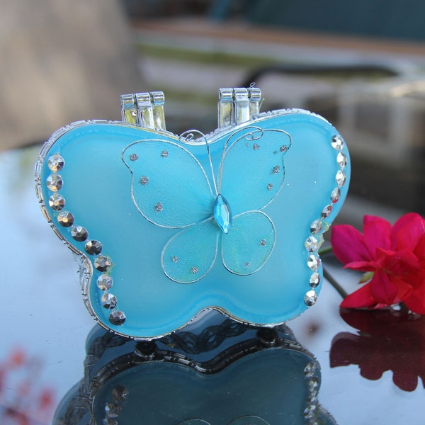 Butterfly Jewelry Box,Heart shape Jewelry box,Glass Keepsake,Vanity Display, Gift for Her,Mom Daughter Wife Girlfriend Box