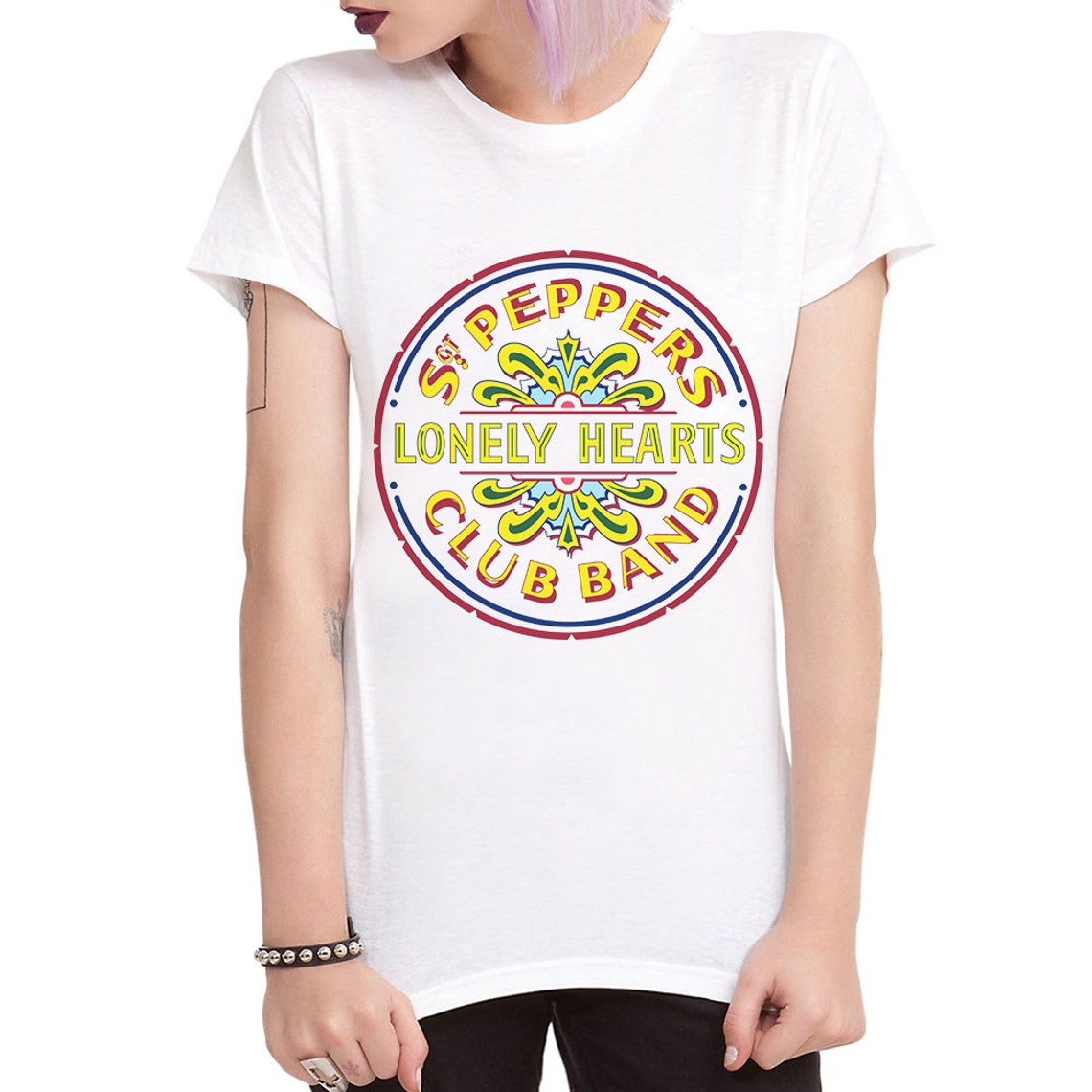 The Beatles Sgt. Pepper's Lonely Hearts Club Band TShirt Etsy