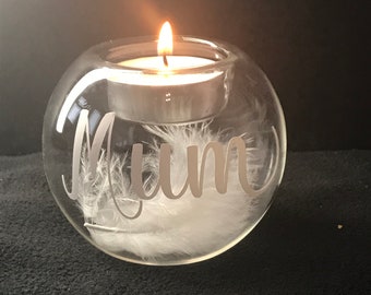 Personalised Memorial Candle | Memorial Tealight Holder with white Feathers incl FREE Candle! | Rememberance Gift Mum, Dad or any name