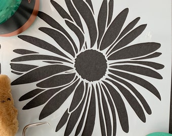 Small Country Garden flower stencil for furniture, fabric, tiles, scrapbooking, wall all arts and crafts, click to decorate now.  no 1