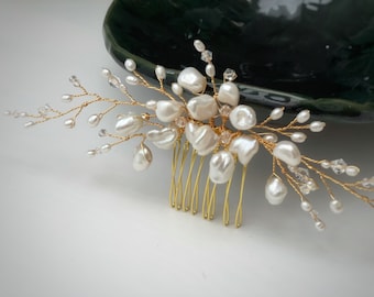 Bridal haircomb, Bridal headpiece, Bridal hair accessories, haircomb, floral, flower haircomb,