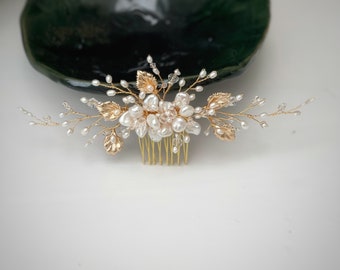 Bridal haircomb, Bridal headpiece, Bridal hair accessories, haircomb, floral, flower haircomb,