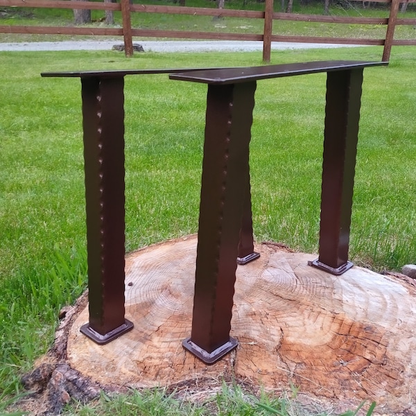 Hammered Rustic Western Style Metal Table Legs