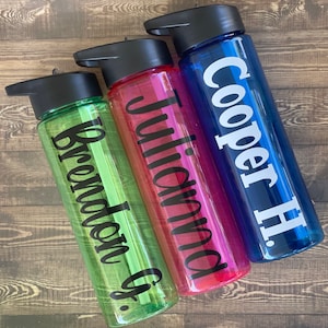 Kid Water Bottle Personalized-Personalized Sports Bottle-Back to School-Summer Camp-Sports Team Gifts-Kids Water Bottle-Party Favor Gifts-