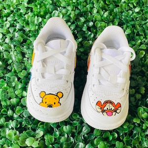 Toddlers Winnie the Pooh air force’s