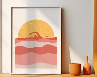 Puede incluir: Una impresión de arte minimalista con una silueta estilizada de una persona nadando en un océano ondulado de color rosa y naranja con un sol amarillo en el fondo.