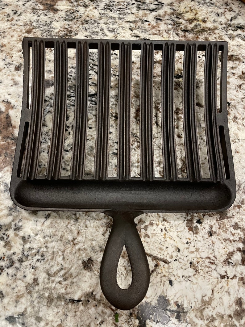Vintage Restored Cast Iron Broiler Marked 2 Etsy