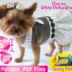 Puede incluir: Un perro pequeño con un vestido blanco de lunares y un lazo a juego. El vestido tiene detalles florales negros. El texto de la imagen dice "Dos nu White Polka Dress", "Bundle 5 Sizes" y "Save 25%."