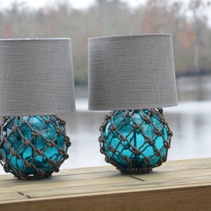 Paar Glasfischer Float Lampen mit Leinen Lampenschirmen Bild 3