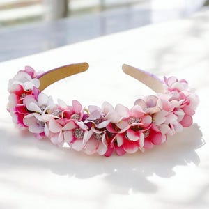 Couronne de fleurs rose et violette, serre-tête à fleurs, serre-tête de demoiselle d&#39;honneur, serre-tête pour occasion florale, cadeau de base de chalet pour elle