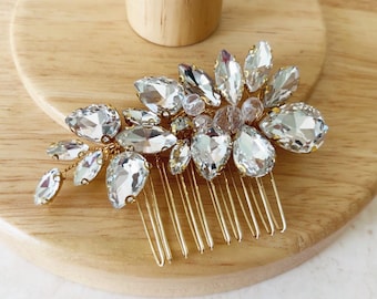 Amazing True Vintage Gold Tone Rhinestone Hair Comb, Hair  display picture 2