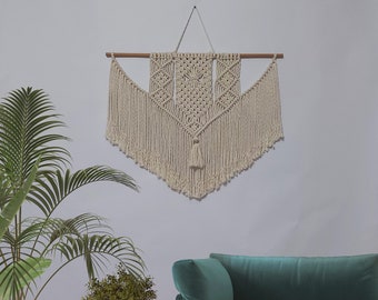 Macrame wall hanging, macrame wall art, modern macrame, wall decor, wall hanging, macrame wall decor, boho decor, gift for her, home decor