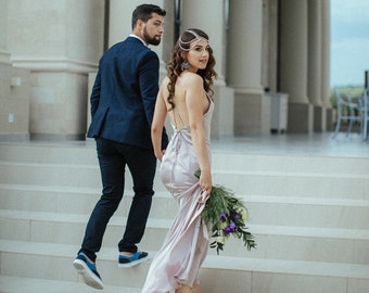 Robe de mariée en soie ouverte à l’arrière sirène style minimaliste