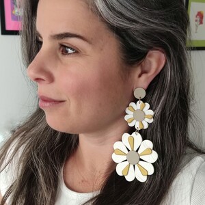 Groovy maxi white and gold polymer clay earrings