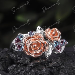 Pear Alexandrite Engagement Ring Unique Rose Gold Engagement Ring For Women Antique 0.75ctw Alexandrite Ring Bridal Vintage Anniversary Gift