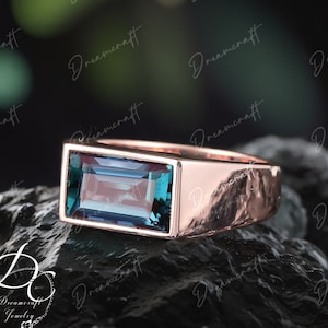 Solid 14K /18K  Gold Men Band Wedding Band Minimalist  Alexandrite Ring Real Gemstone Bezel Wedding Anniversary Band Promise Ring For Him