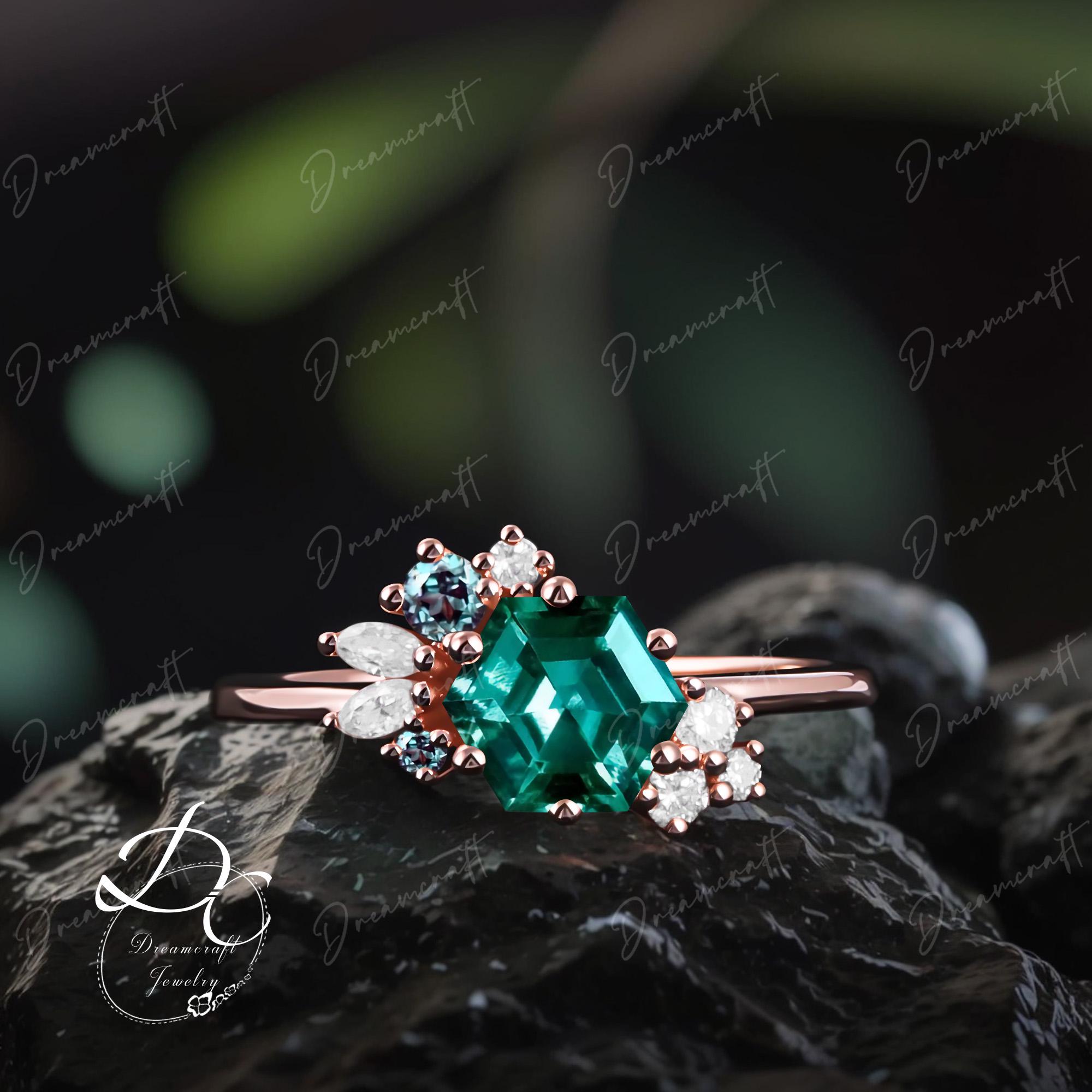 ヴィンテージ ヘキサゴンカット エメラルド リング ローズゴールド