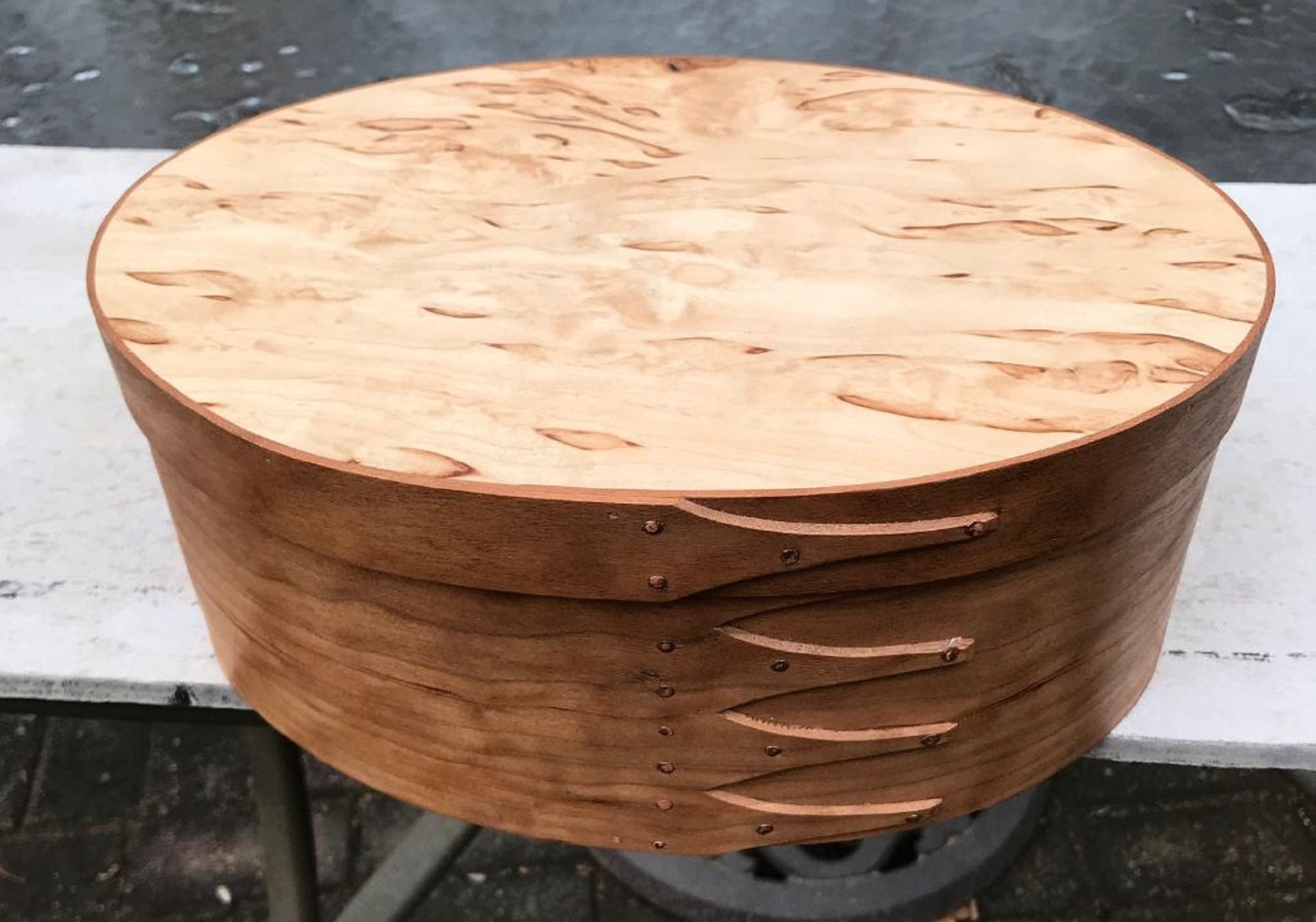 #1 CHERRY AND KARELIAN BIRCH SHAKER OVAL BOX #1 CHERRY AND KARELIAN BIRCH SHAKER OVAL BOX