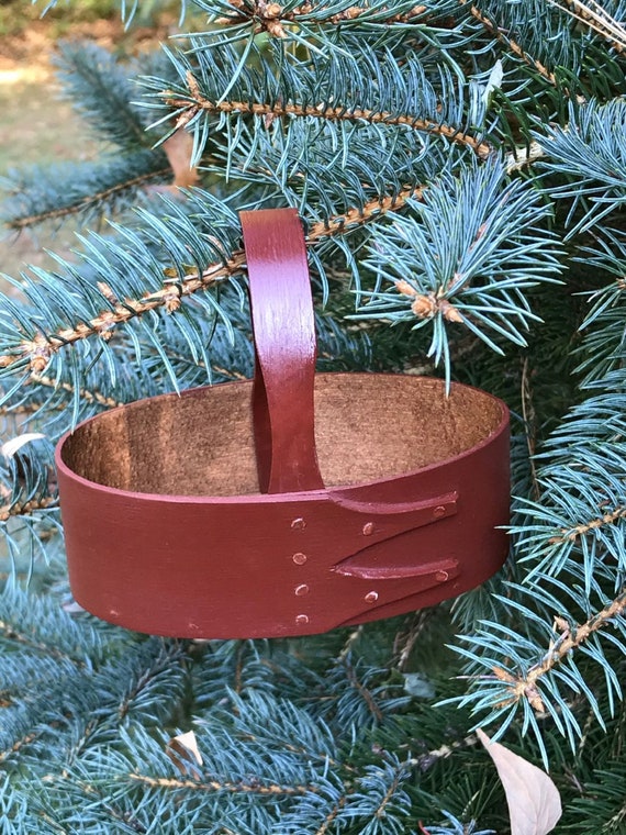 Red Milk Paint Shaker Oval Carrier: Christmas Decoration, Gift Card Holder