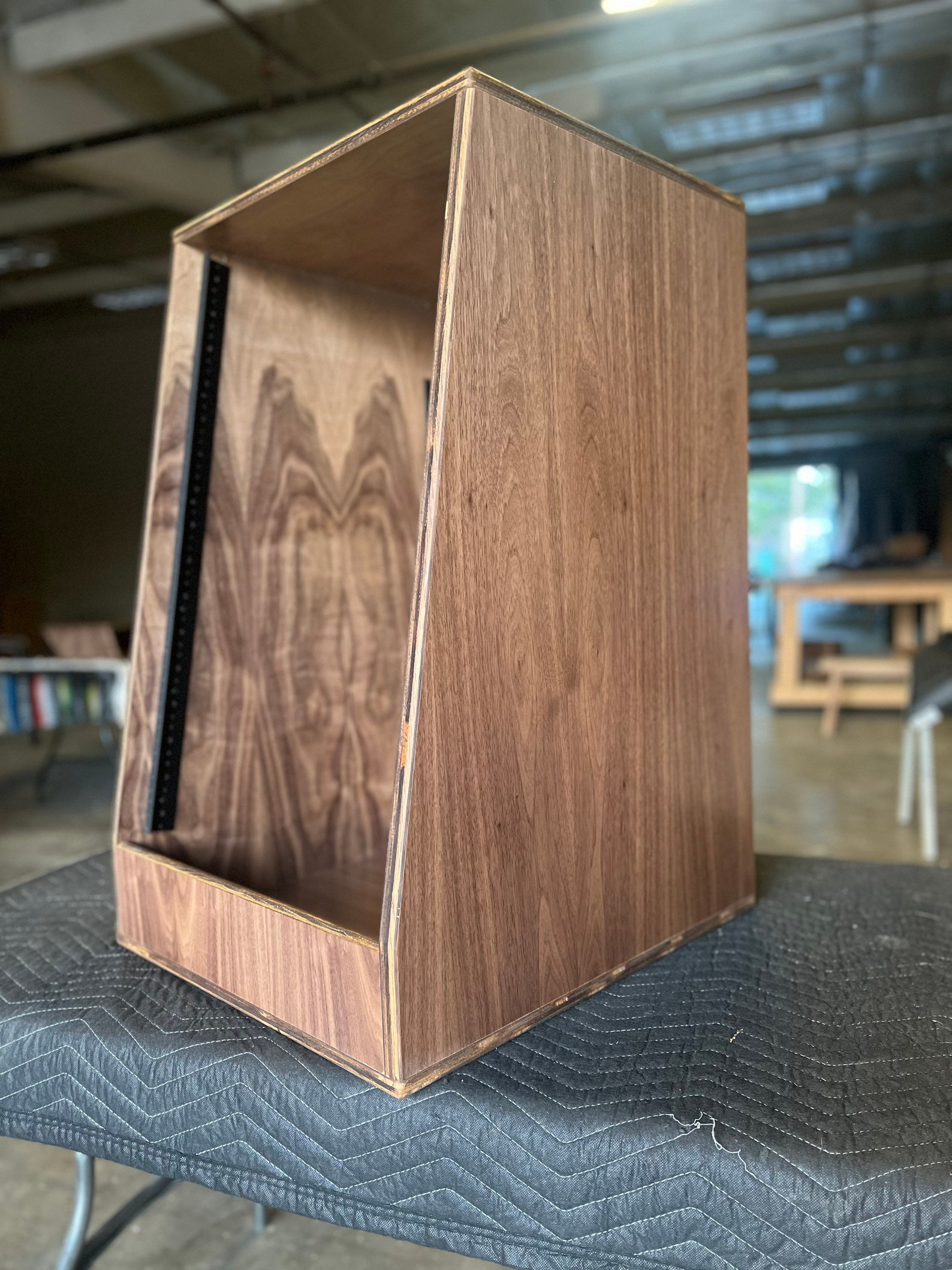 8-20U Slanted Audio Rack - Etsy