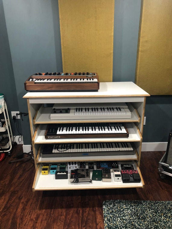 SYNTH CAB 3-5 Drawers Casters 