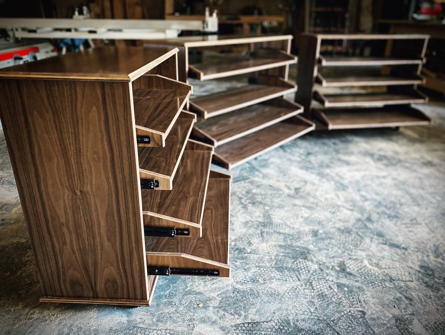 SYNTH CAB | 3-5 Drawers