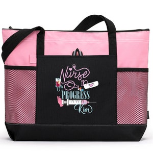 Infirmière en progression personnalisée, sac fourre-tout pour étudiante en soins infirmiers - Disponible en 7 couleurs