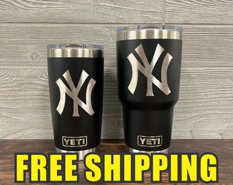 New York Yankees, Yankee Stadium - 30 Ounce Insulated Stainless