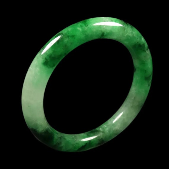 VINTAGE Large Jadeite Green Jade Bangle Size 61mm… - image 9