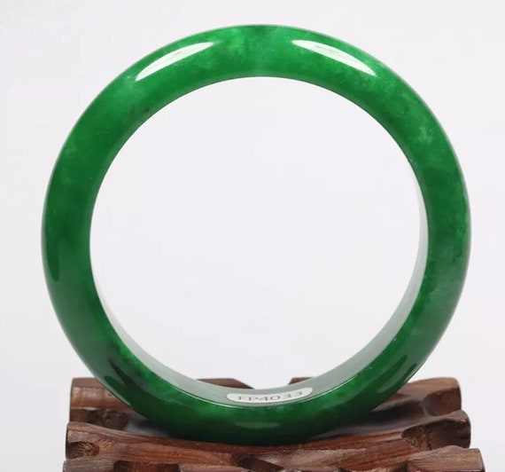 VINTAGE Medium Jadeite Green Jade Bangle Size 58m… - image 3