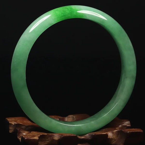 VINTAGE Large Jadeite Green Jade Bangle Size 60mm A631 Pop Green!