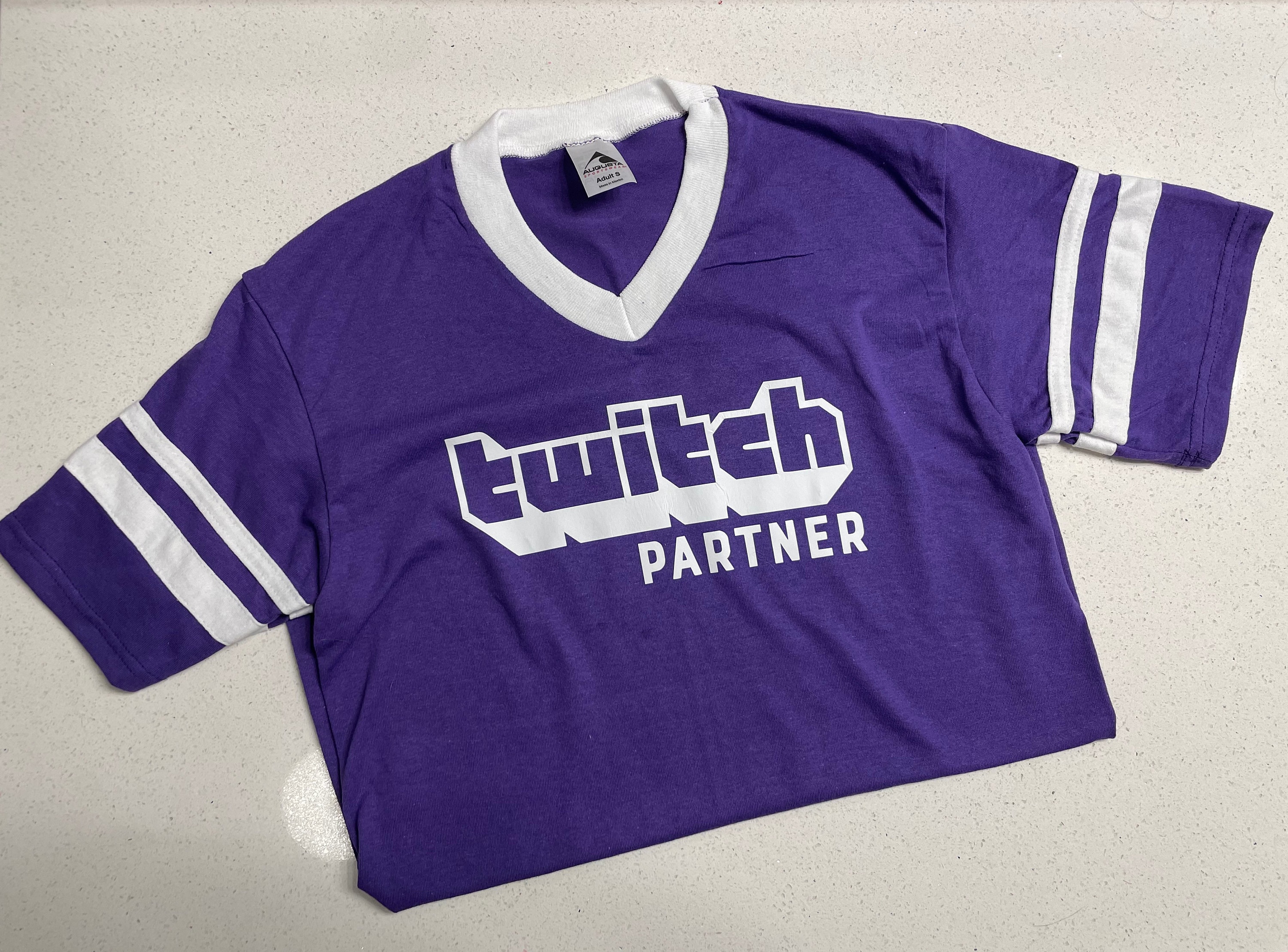NEW Twitchcon League of Legends Partner Program Twitch Prime Graphic T-shirt  2XL