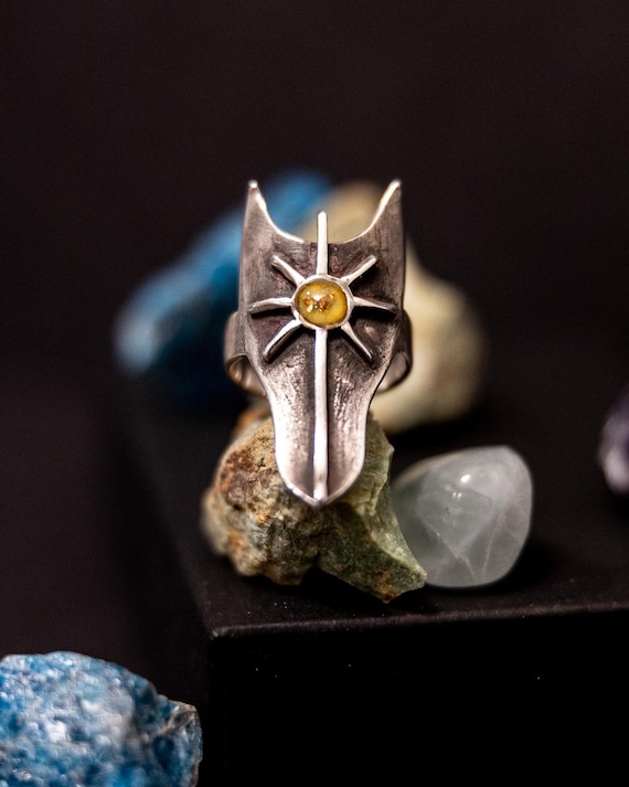 The Sun Guardian: A Shield-Shaped Ring